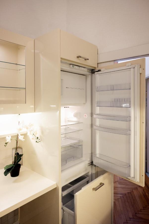 Hideaway Wahring Apartment Виена Екстериор снимка