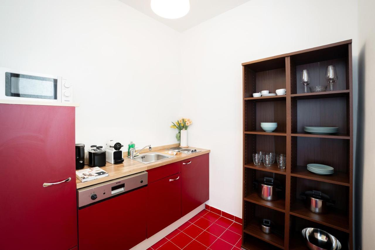 Hideaway Wahring Apartment Виена Екстериор снимка